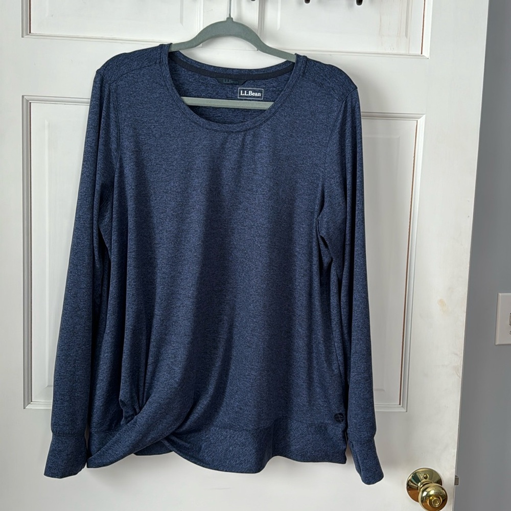 LL Bean Top. Active Wear Tye Fabric 1X